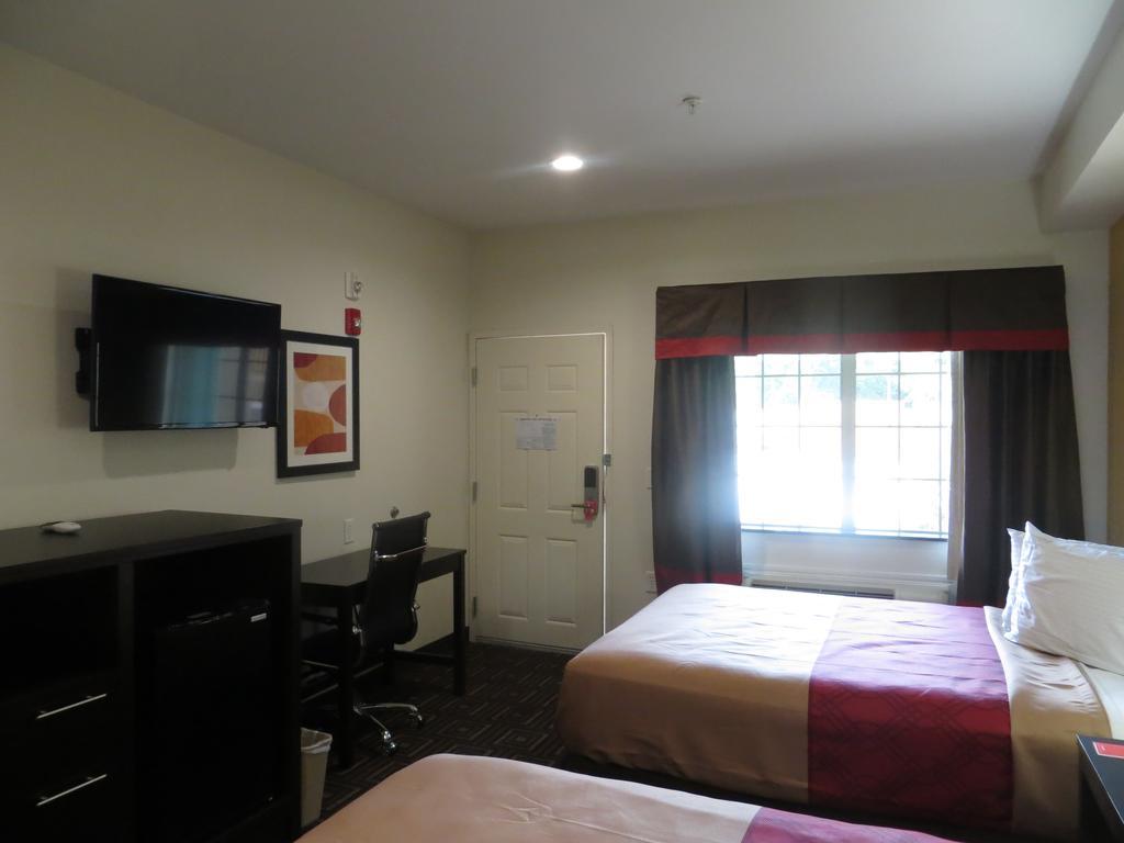 Econo Lodge Inn & Suites Houston Nw-Cy-Fair Jersey Village Экстерьер фото