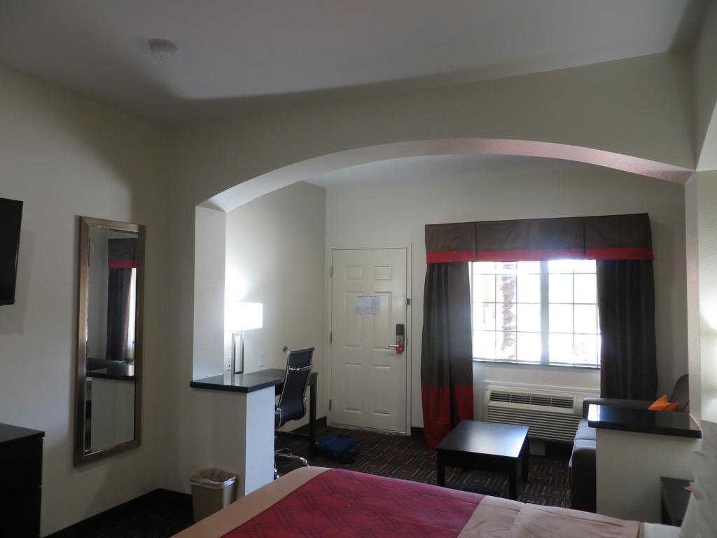 Econo Lodge Inn & Suites Houston Nw-Cy-Fair Jersey Village Экстерьер фото